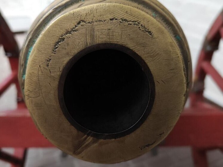 Три страшных взрыва оказались пушечными выстрелами в юбилей военной академии