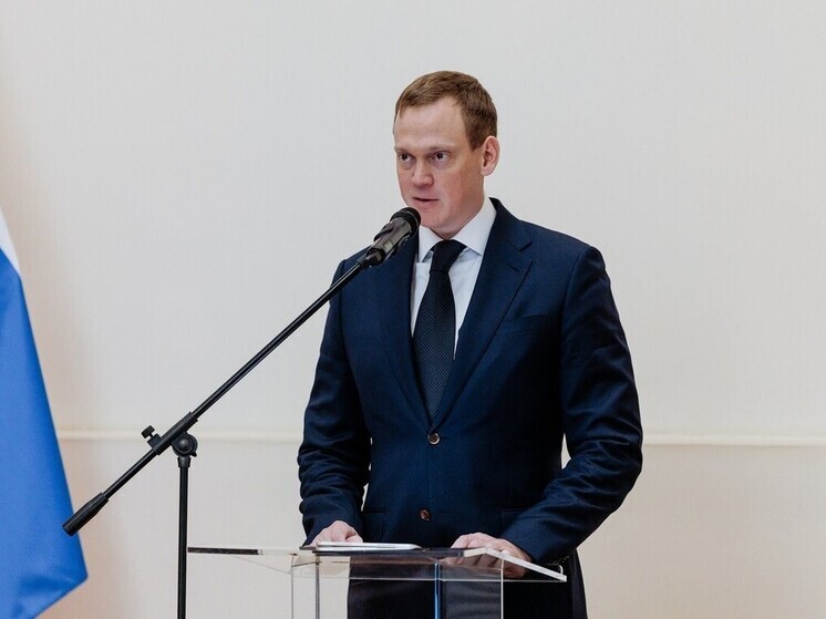 Павел Малков вручил жителям почётные знаки «Доброволец Рязанской области»