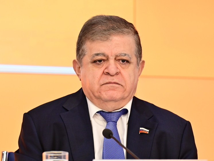 Джабаров: решение Рады о запрете русского языка показывает договороспособность Киева