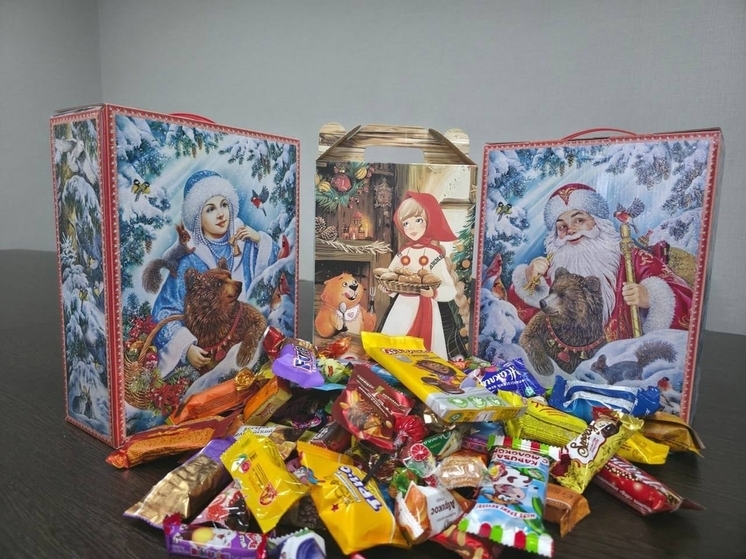 В Прохоровском округе приготовили сладкие подарки для детей