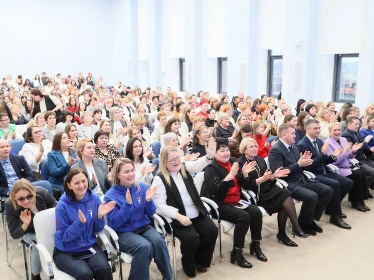 В Чувашии прошёл родительский форум: запущены новые инициативы на 2026 год