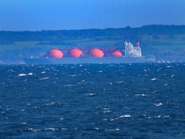 Аналитик Демидов: увеличение поставок СПГ из РФ в ЕС обусловлено сезонностью