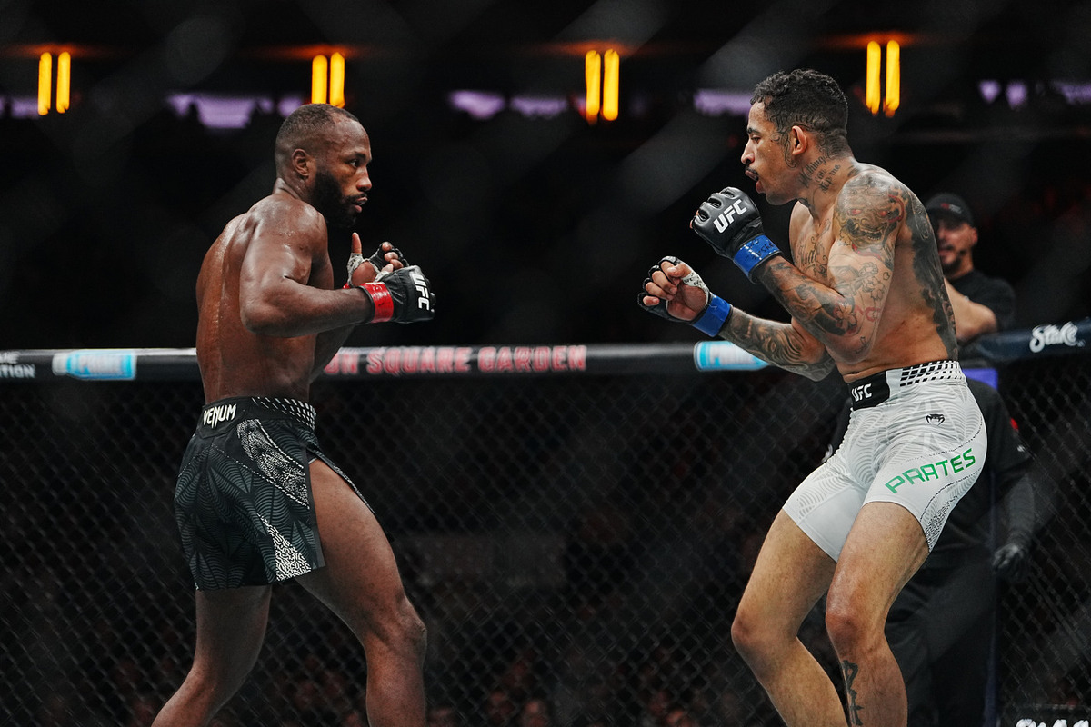 Экс-чемпион потерпел разгромное поражение на турнире UFC 322