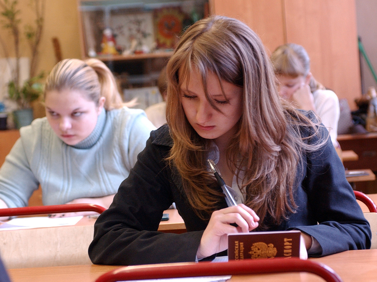 Минпросвещения и Рособрнадзор России утвердили расписание ЕГЭ на 2026 год