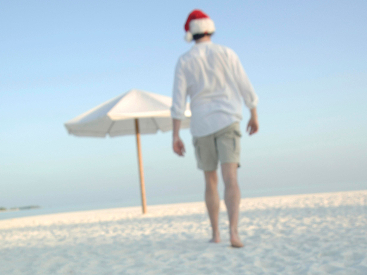 Россияне предпочитают не афишировать, с кем отдыхали на Новый год и сколько это стоило