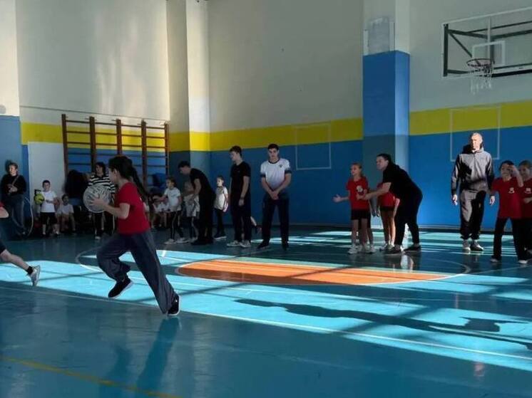 В Адлерском районе Сочи завершается районный этап спартакиады школьных спортивных лиг 2025-2026 учебного года