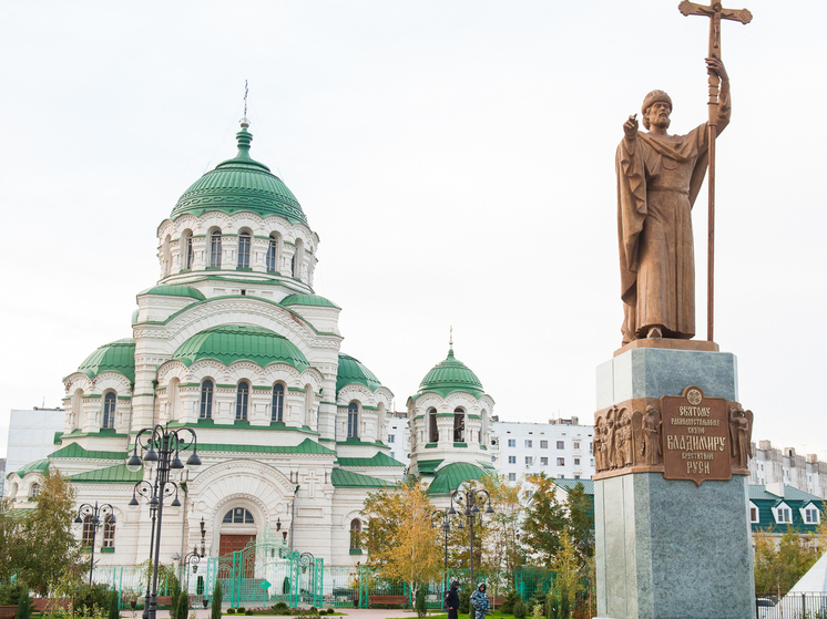 Астраханцам рекомендуют хотя бы раз в месяц ходить в храм