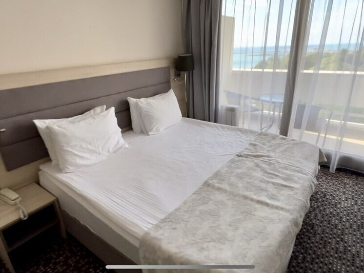 Вместо завтрака за 2000 рублей: почему туристы всё чаще выбирают квартиры, а не отели