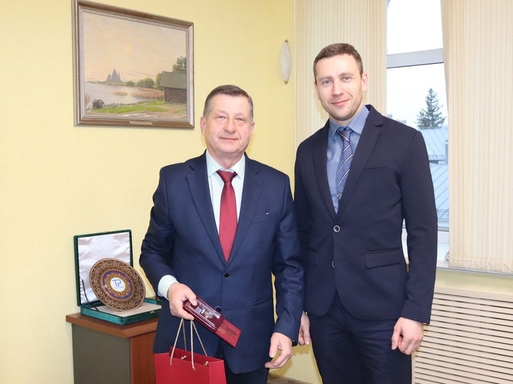 Бывший руководитель Минэкономики Карелии Михаил Юринов удостоен ведомственной награды