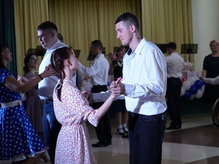 Инклюзивный бал для бойцов СВО и людей с ОВЗ провели в Уссурийске