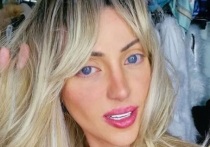 Трагическая история известной в сети бразильской журналистки и модели Барбары Янкавски, известной как «человек-Барби», получила официальное завершение: судмедэксперты подтвердили, что её смерть в ноябре 2025 года наступила в результате случайного употребления белого порошка