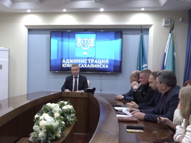 «Ситуация меня не устраивает»: мэр Надсадин жёстко раскритиковал подчинённых