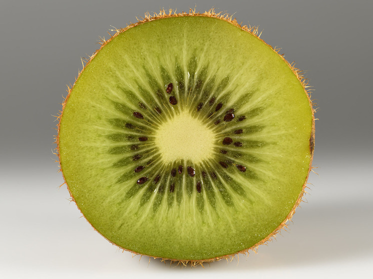 Рассказавший о пользе некоторых фруктов доктор привлек внимание к опасной болезни