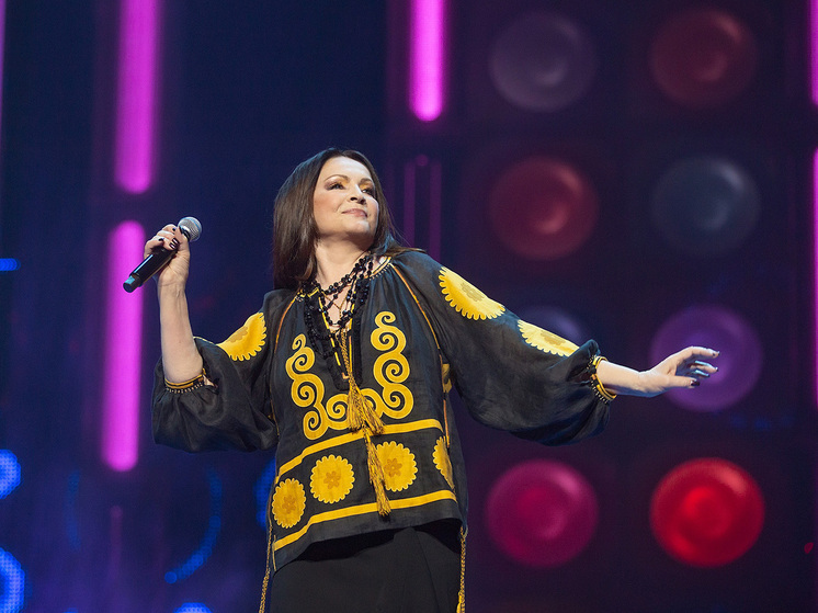 "Обозреватель": исчезновение Ротару связано с ее состоянием