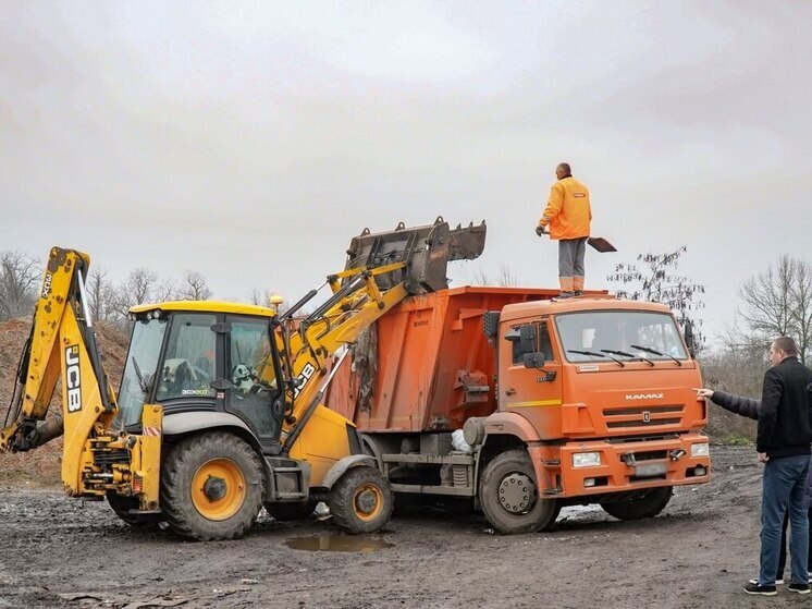В Запорожской области убрали крупную стихийную свалку