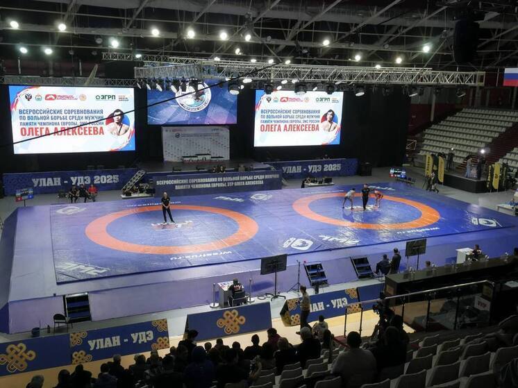 В Улан-Удэ торжественно открылись соревнования по вольной борьбе памяти Олега Алексеева