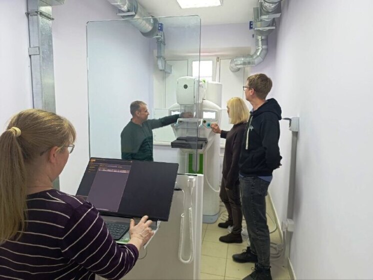 В Кузнецкой детской больнице устанавливают новое оборудование для женской консультации