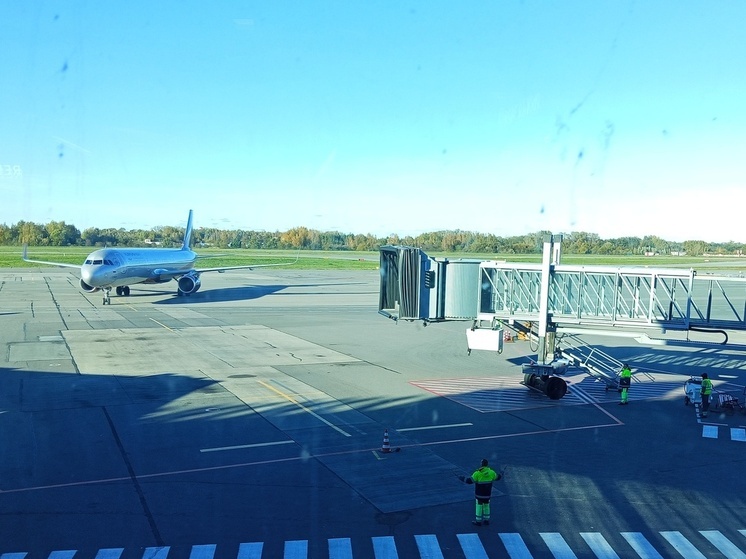 Пассажир задержал вылет рейса из Сочи в Петербург почти на два часа
