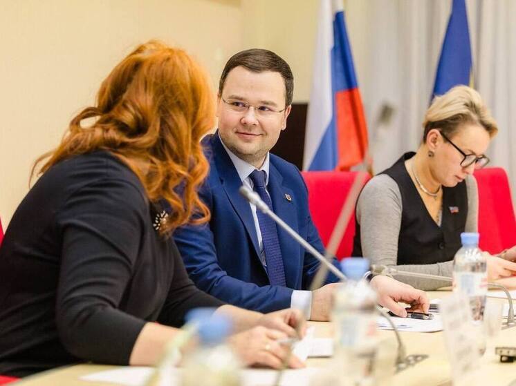 Мурманчан пригласили лично обсудить проблемы города