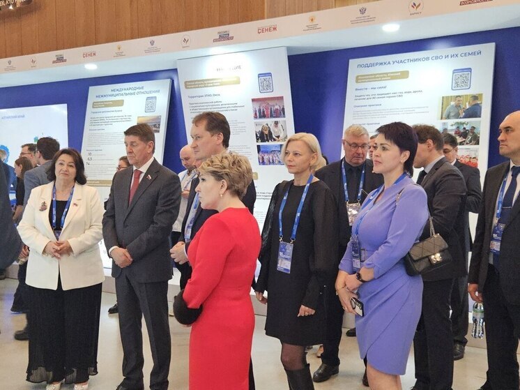 Делегация Херсонщины работает на форуме «Большие решения малой Родины» в Москве