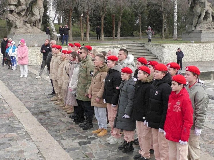 В Волгограде прошел заключительный этап акции «Марш Знамени Победы»