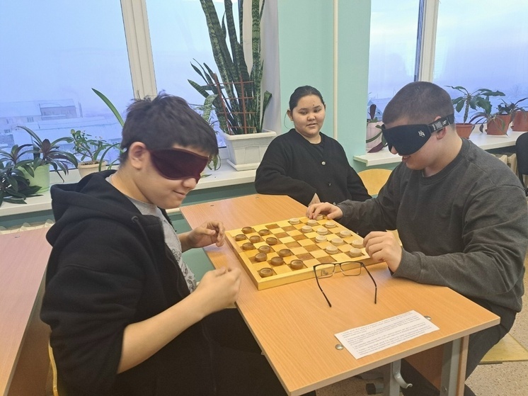 В школе поселка Красное прошла акция к Международному дню инвалидов