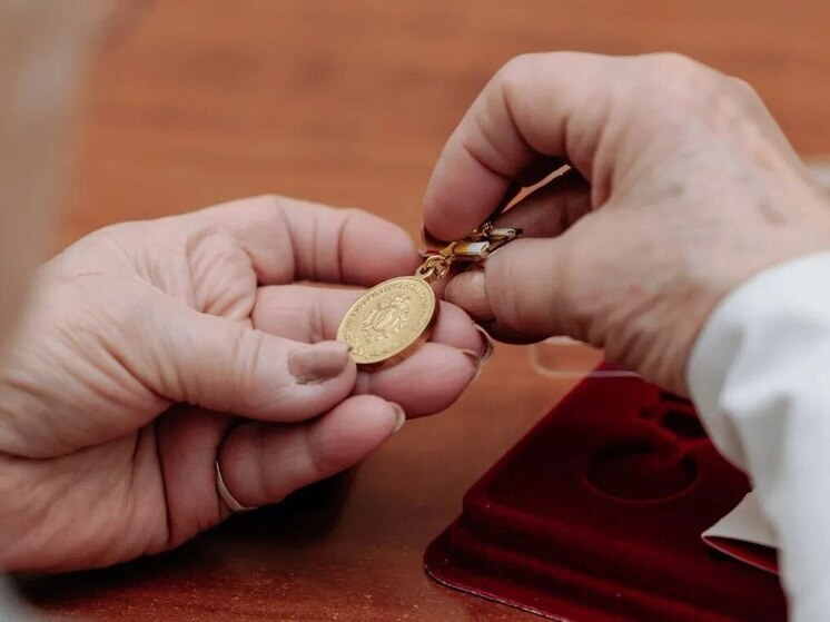 Павел Малков посмертно наградил погибших в зоне СВО рязанских волонтёров