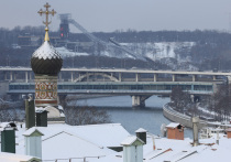 7 декабря православные верующие чтут память великомученицы Екатерины Александрийской, а в народном календаре этот день известен как Катерина Санница. Святая считается покровительницей брака, невест и рожениц, а сама дата традиционно открывала сезон зимних гуляний и санных катаний.