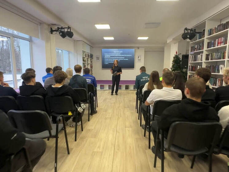 Краш-курс по безопасности дорожного движения прошёл в Липецке