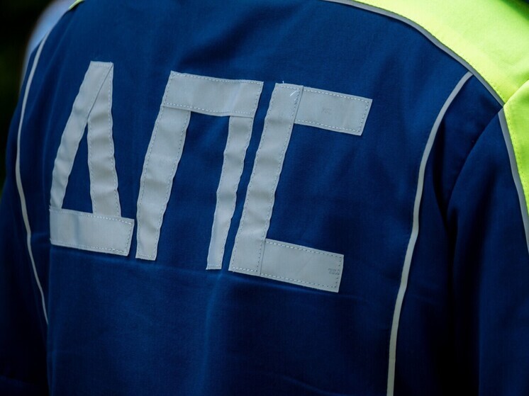 Южноуральские патрульные помогли беременной женщине