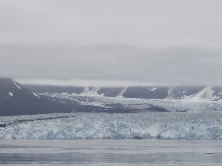 Землетрясение магнитудой 7,0 произошло в отдаленном районе недалеко от границы Аляски и Канады