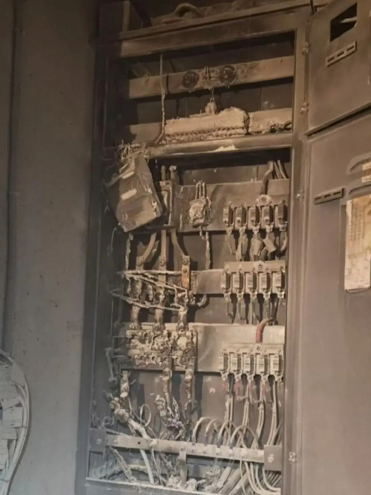 Пожар в иркутской многоэтажке из-за электрощитка