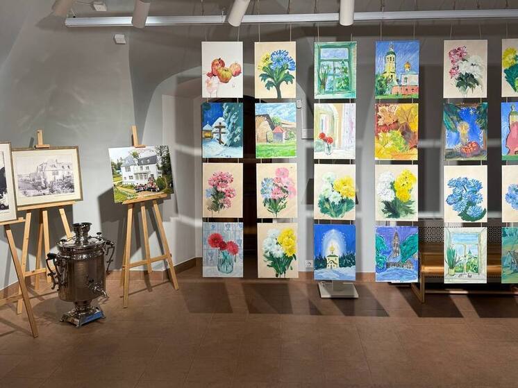 В Туле открылась инклюзивная выставка «Диалог в красках»