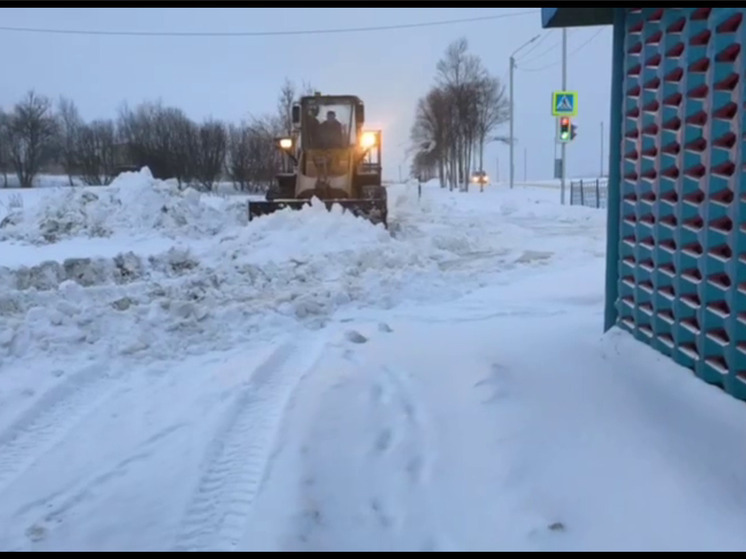 В Магадане усиленными темпами ведется расчистка города от последствий циклона