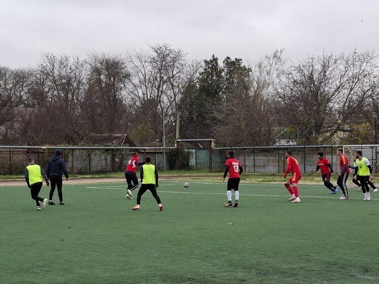 В Советском районе Крыма стартовал зимний чемпионат по футболу