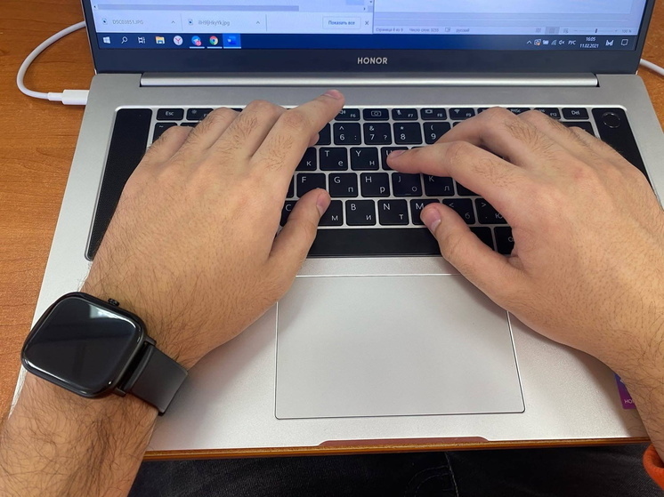 Знакомство обернулось кражей: омичку задержали