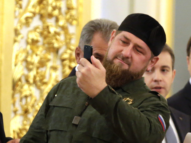 Глава Чечни Рамзан Кадыров призвал народ Украины объединиться и открыто выступить против киевского режима и войны с Россией