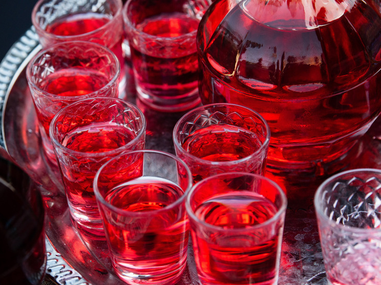 РИА Новости: Россия вышла на минимальное потребление алкоголя за 30 лет