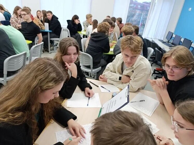 Команда киришских лицеистов заняла 2 место на всероссийском чемпионате