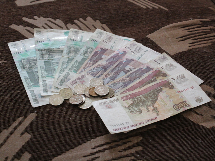 Куряне в среднем потратили в магазинах по 270 тысяч за 9 месяцев