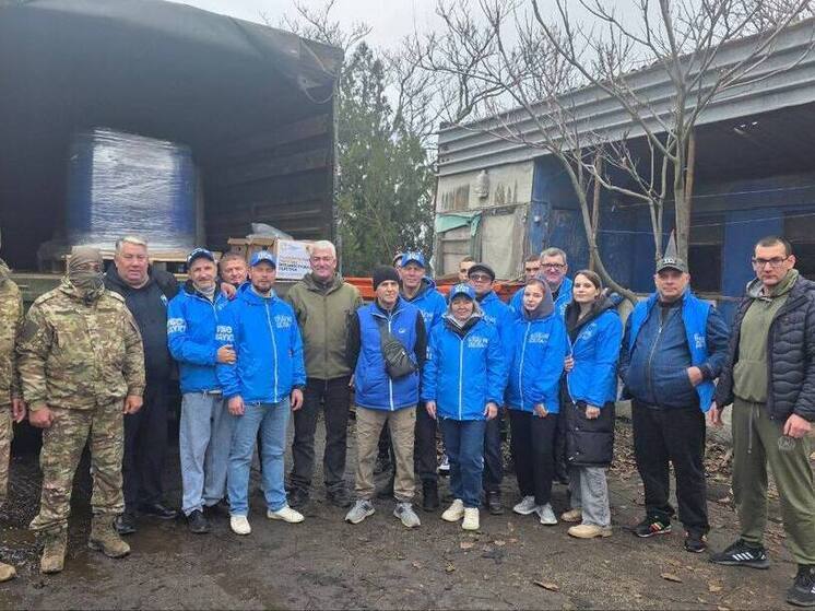 В Херсонской области бойцам ВДВ передали аптечки и окопные свечи