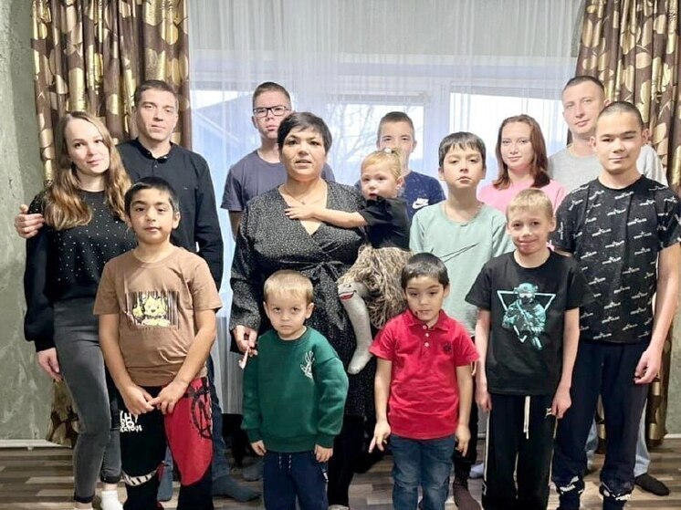 В Башкирии женщина 17 лет воспитывает приёмных детей