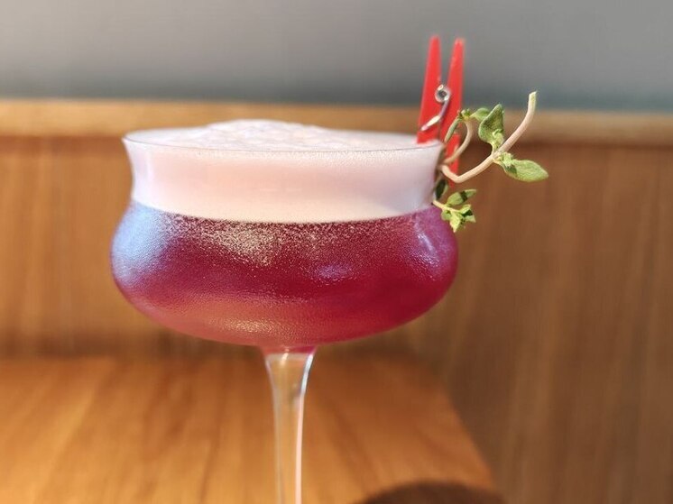 Петербуржец в среднем пьёт 6,3 литра алкоголя в месяц