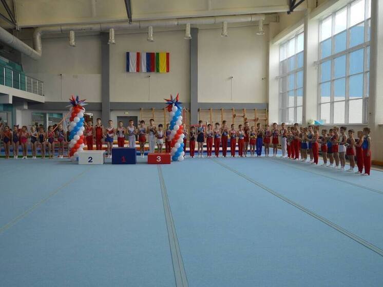 В Евпатории прошли соревнования по гимнастике, посвящённые памяти героев СВО