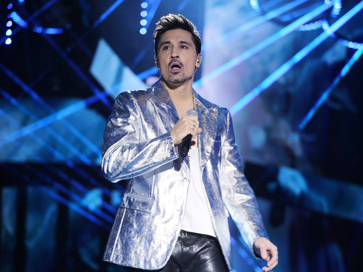 В разгар главного новогоднего концертного марафона внезапно выбыли два топовых артиста — Дима Билан и Егор Крид