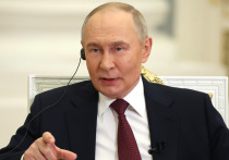 Президент РФ Владимир Путин заявил, что если атаки на танкеры с российской нефтью продолжатся, Россия может нанести удары по судам стран, которые оказывают помощь Украине