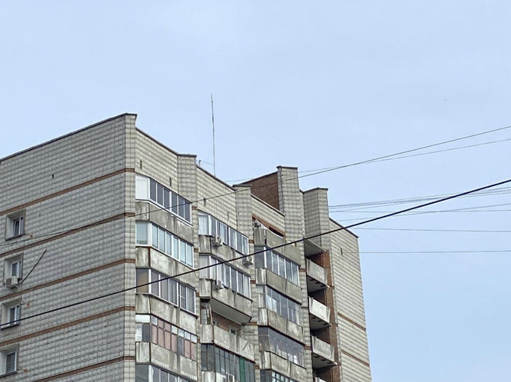 Жители новосибирской высотки возмутились появлением в их доме салона эротического массажа «Nuance»