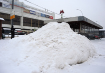 8 декабря на Руси встречали Клима Холодного — день, когда зима вступала в свои права по-настоящему. В 2025 году этот народный праздник выпадает на понедельник, задавая тон всей неделе. Как провести его в гармонии с древними традициями и современным ритмом? Разберёмся, что можно, а что не стоит делать в этот морозный день.