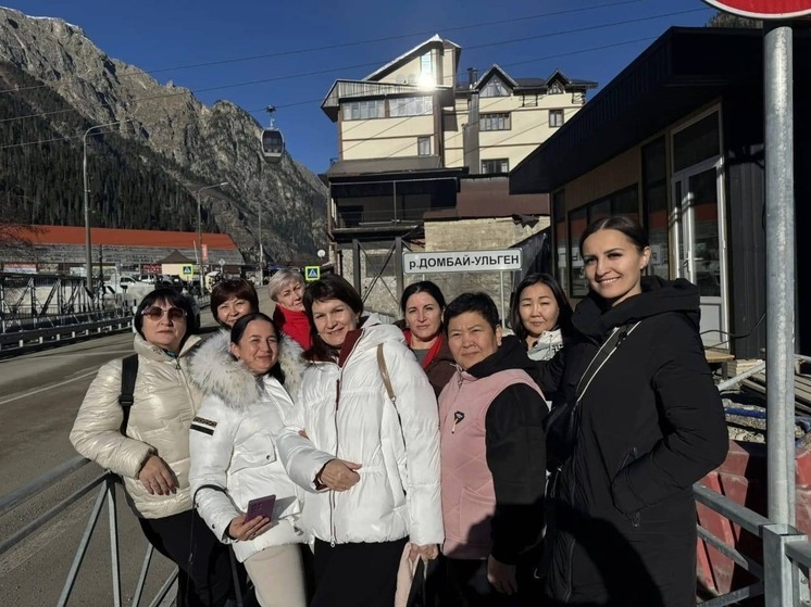 Активистов района Калмыкии отправили на отдых в Домбай