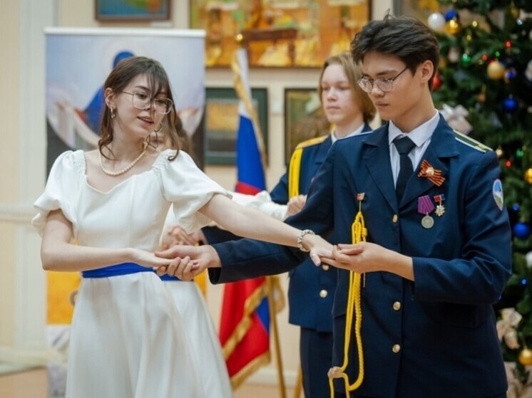 В Орле состоялся бал «Виват, кадет!»